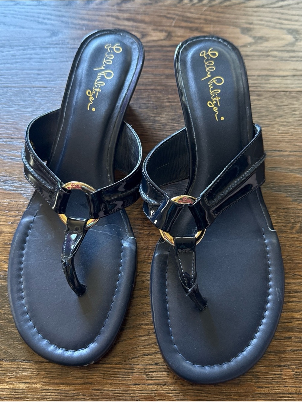Lilly Pulitzer McKim Wedge Sandal Navy Blue 7.5 Gold Hardware Woven Heel 2”